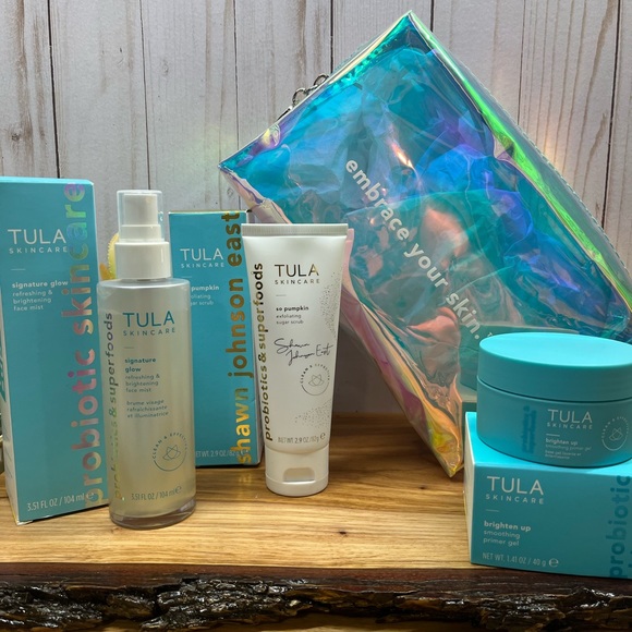 NEW!🔥TULA 4 Piece Skincare Bundle Deal - Picture 1 of 16